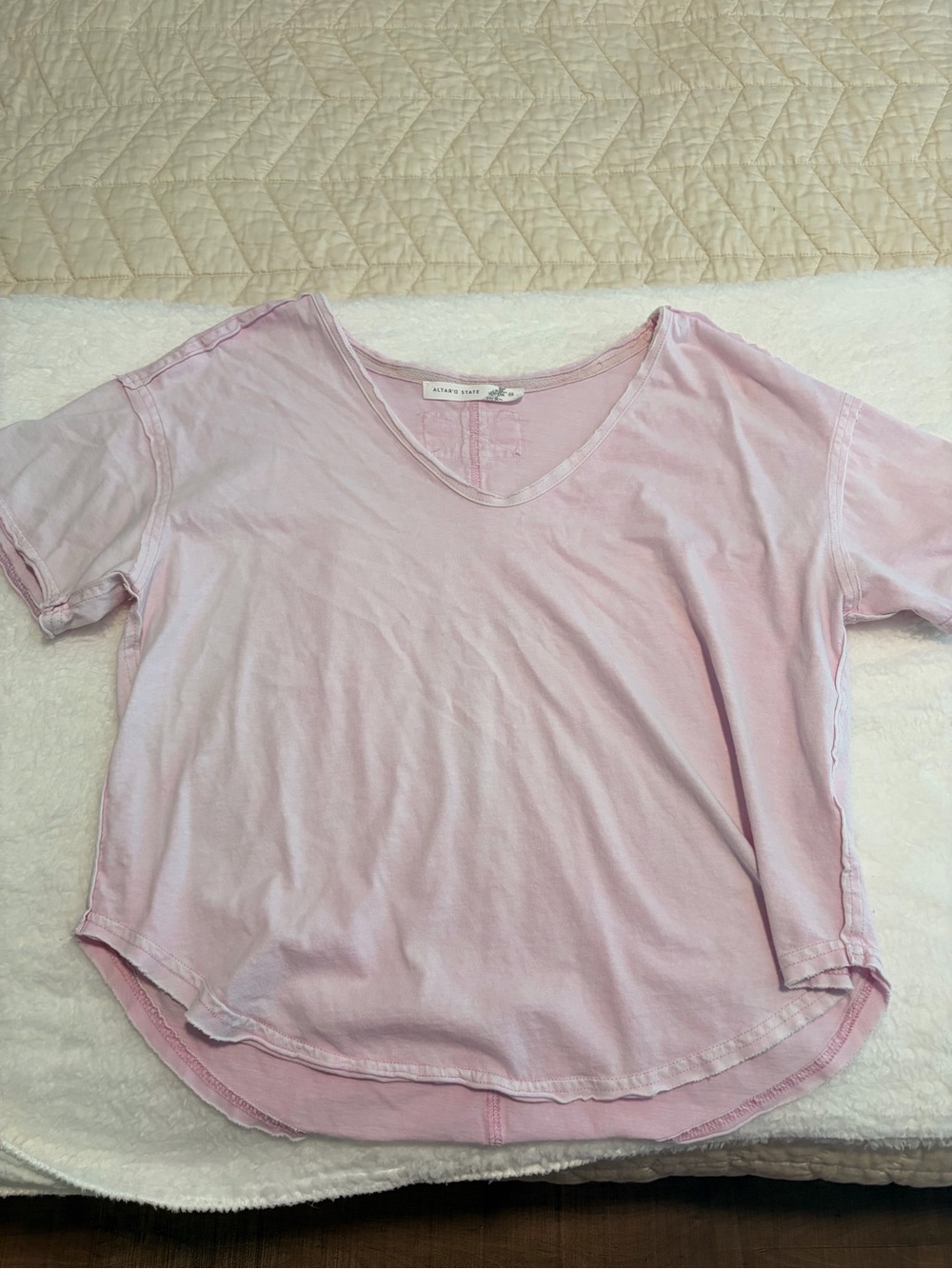Vintage Soft V-Neck Tee - Light Pink
